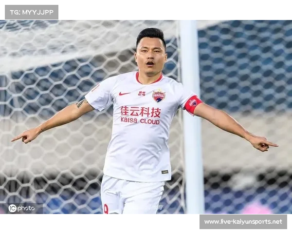 从青涩少年到中超传奇郜林的广州恒大成长之路回顾 从青涩少年到中超传奇郜林的广州恒大成长之路回顾